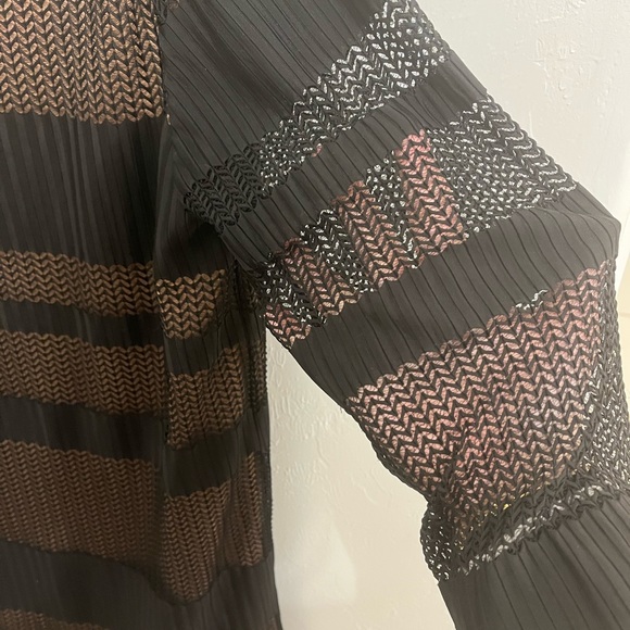 Aakaa Dress - Picture 3 of 8